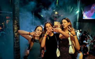 Złote Piaski Region